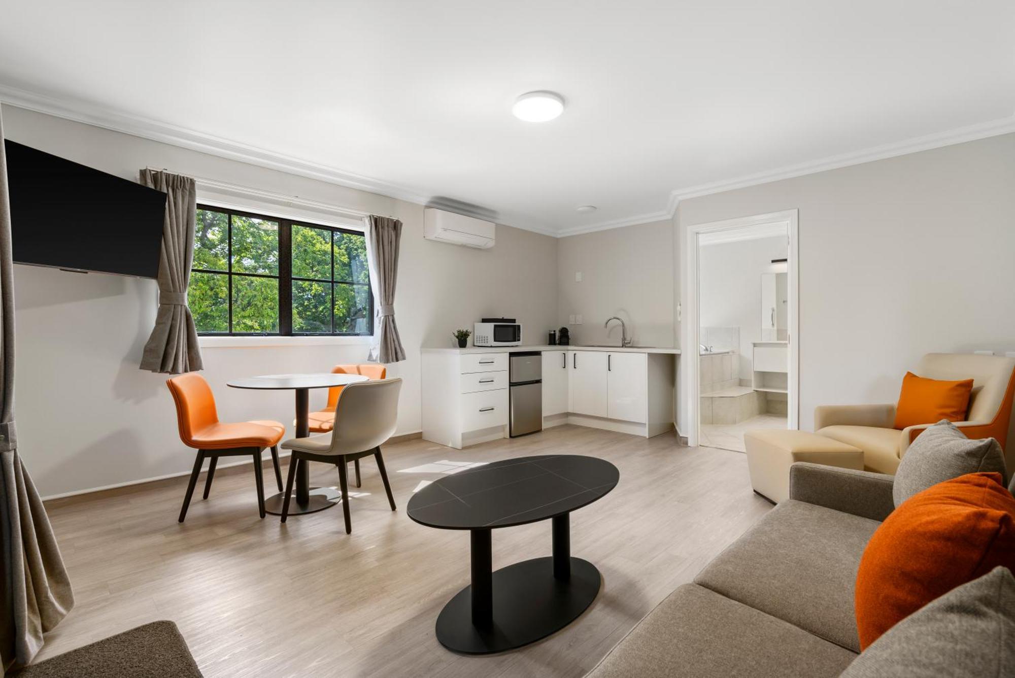 Stay 280 & Stay 284 Rotorua - Refurbished Modern Accommodation エクステリア 写真