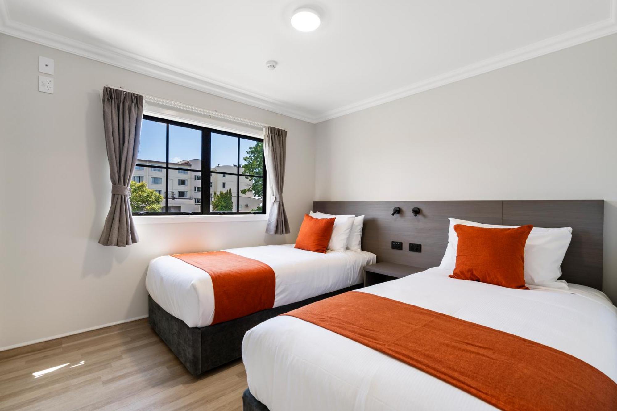 Stay 280 & Stay 284 Rotorua - Refurbished Modern Accommodation エクステリア 写真