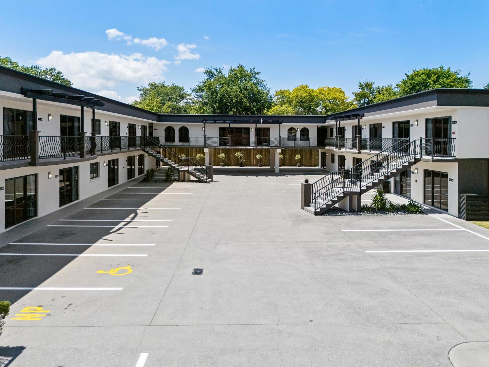 Stay 280 & Stay 284 Rotorua - Refurbished Modern Accommodation エクステリア 写真